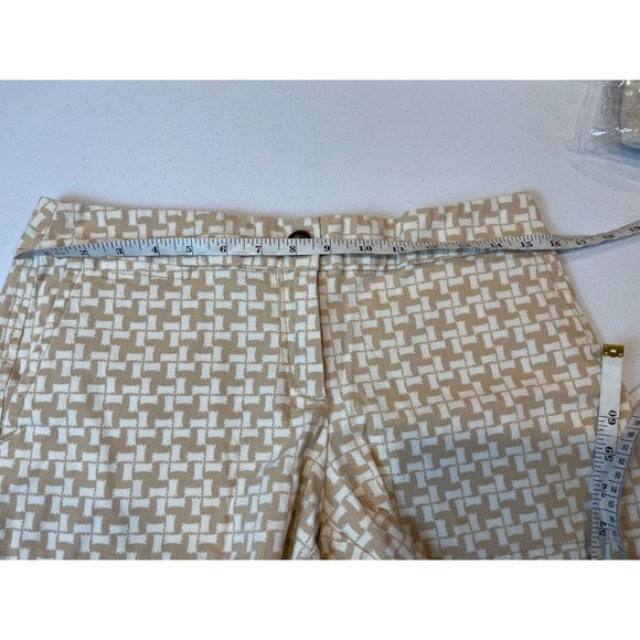 Ann Taylor Loft Womens Geometric Chino Shorts Stretch Mid Rise White Brown SZ 2 - Picture 3 of 8